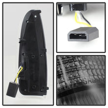 Load image into Gallery viewer, Spyder Auto 9924729 XTune LED Door Mirror Signal Lens