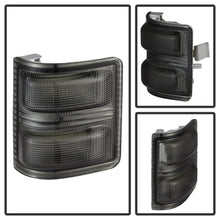 Load image into Gallery viewer, Spyder Auto 9924743 XTune LED Door Mirror Signal Lens