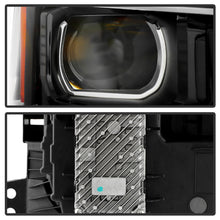 Load image into Gallery viewer, Spyder Auto 9956256 DRL LED Projector Headlights Fits 22-24 Silverado 1500