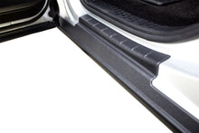Load image into Gallery viewer, Bushwacker 14089 TrailArmor Rocker Panel/Sill Plate Cover