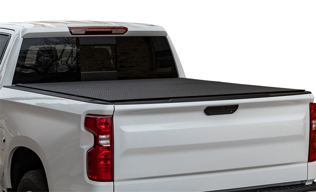 ACI B0020049 LOMAX Professional Series Tonneau Cover Fits 15-22 Canyon Colorado