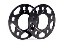 Load image into Gallery viewer, Dinan D210-2025 Wheel Spacer Kit