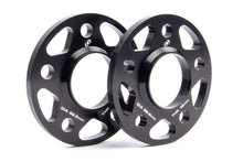 Load image into Gallery viewer, Dinan D210-2028 Wheel Spacer Kit