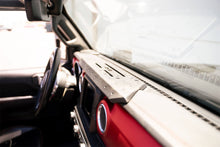 Load image into Gallery viewer, DV8 Offroad DMJL-01 Digital Device Dash Mount Fits 18-25 Wrangler (JL)