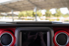 Load image into Gallery viewer, DV8 Offroad DMJL-02 Device Dash Mount Fits 20-23 Gladiator Wrangler (JL)