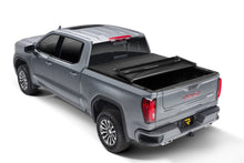 Load image into Gallery viewer, Extang 94456 Trifecta Signature 2.0 Tonneau Cover