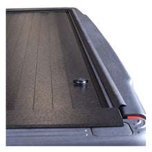 Load image into Gallery viewer, Pace Edwards M-FMDA24A55 Full-Metal Jackrabbit Tonneau Cover Kit Fits 1500