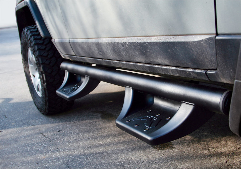 Fab Fours J1004 Side Step Fits 07-14 FJ Cruiser