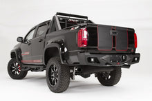 Load image into Gallery viewer, Fab Fours J1044 Side Step Fits 15-18 Canyon Colorado