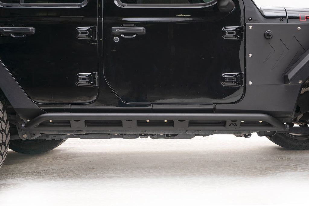 Fab Fours JL18-G1750-1 Rock Slider Fits 18-24 Wrangler (JL)