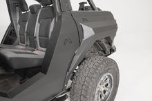 Load image into Gallery viewer, Fab Fours FB2001-B Fender Fits 21-24 Bronco