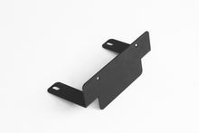Load image into Gallery viewer, Fab Fours M2250-1 Vengeance Front License Plate Bracket