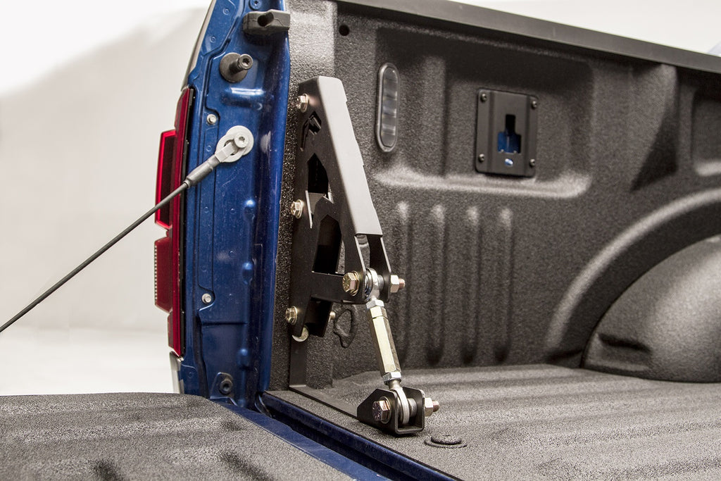 Fab Fours M4150-1 Truck Bed Brace