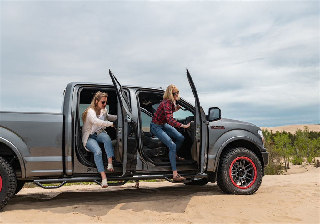 N-Fab F99115CC-6-TX Wheel To Wheel Nerf Step Bar w/Bed Access