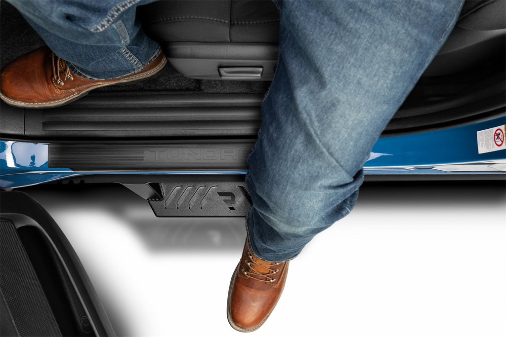 N-Fab EXT07QC-TX Cab Length EPYX Step System Fits 07-21 Tundra