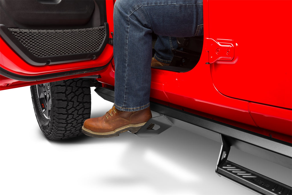 N-Fab PRJ1863-TX Predator Pro Cab Length Step Fits 18-24 Wrangler (JL)