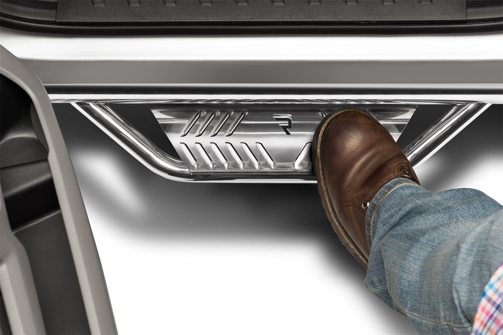 N-Fab HPG1583CC-SS Podium Step Fits 15-24 Canyon Colorado