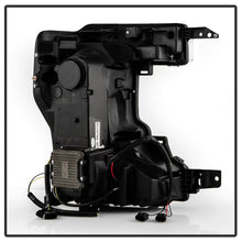 Load image into Gallery viewer, Spyder Auto 5088635 Projector Headlights