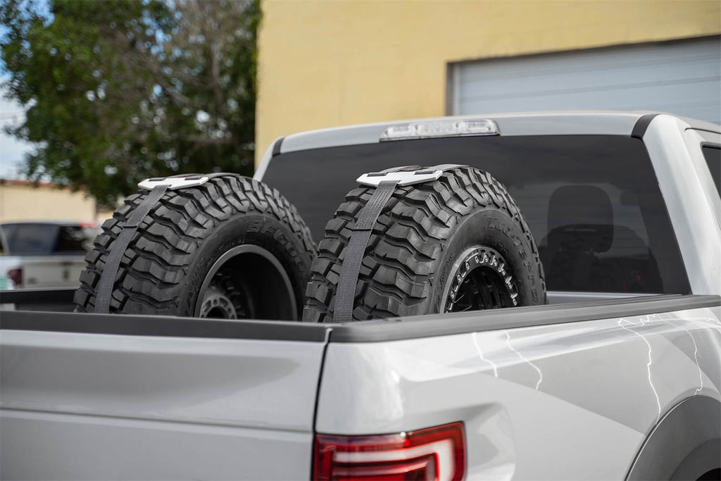Addictive Desert Designs T99918NA01NA Tire Carrier
