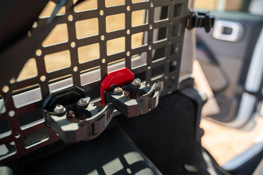 DV8 Offroad UNMM-01RD Quick Release Molle Panel Tool Mounts