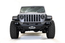 Load image into Gallery viewer, Fab Fours JL18-X4651-1 Matrix Front Bumper