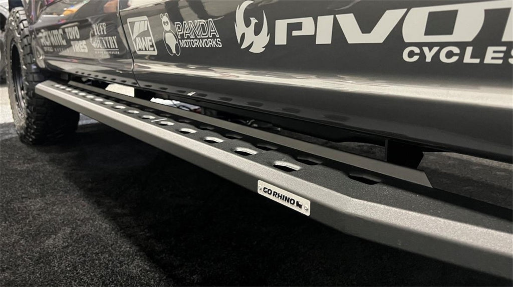 Go Rhino 69415587SPC RB20 Slim Line Running Boards w/Mounting Brackets Kit