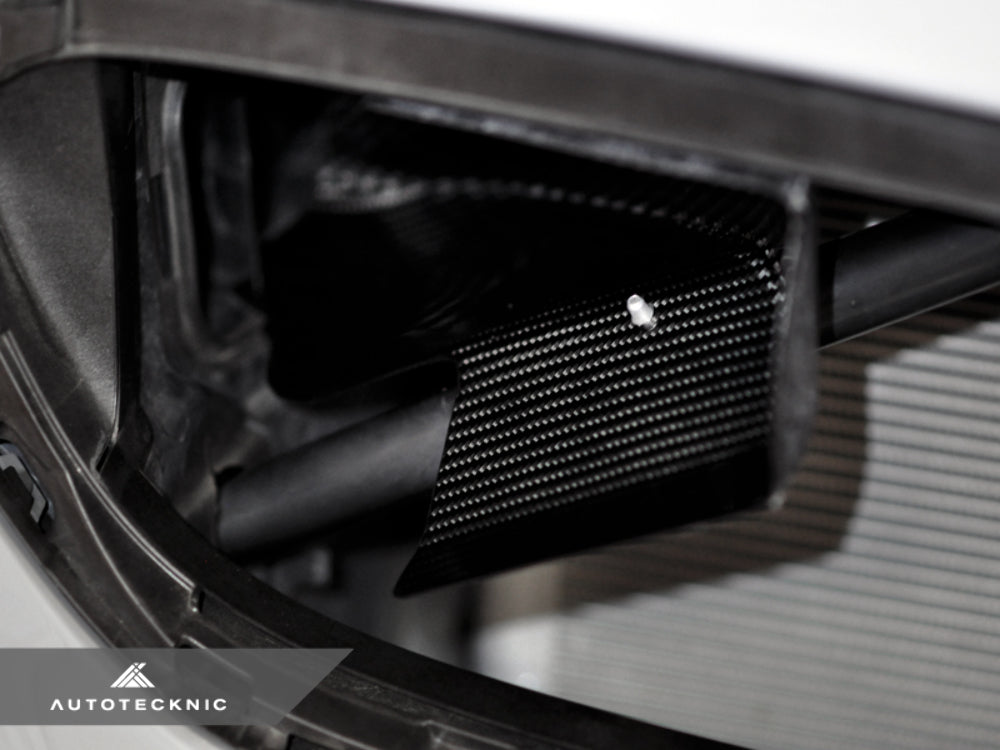 AutoTecknic BM-0022 Dry Carbon Fiber Intake Air Duct F90 M5