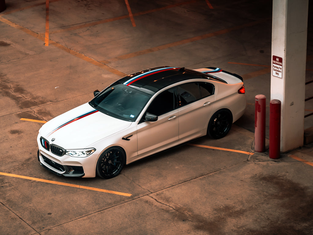 AutoTecknic BM-0020 Dry Carbon Center Front Lip F90 M5