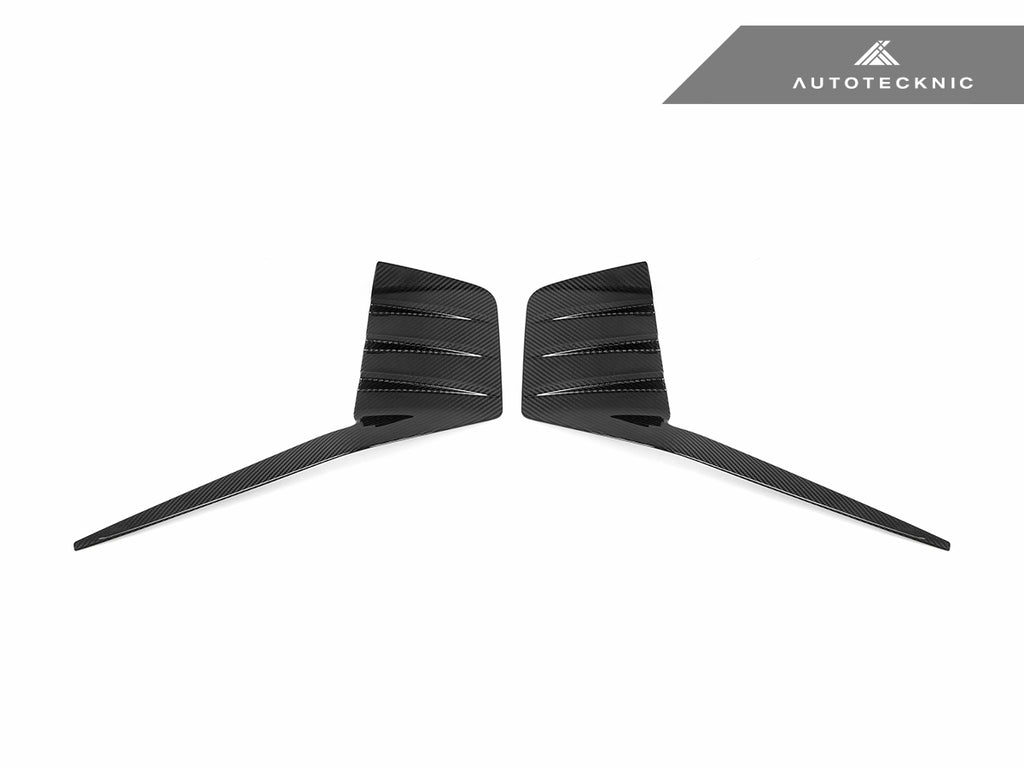 AutoTecknic BM-0056 Dry Carbon Rear Bumper Trim Set G87 M2