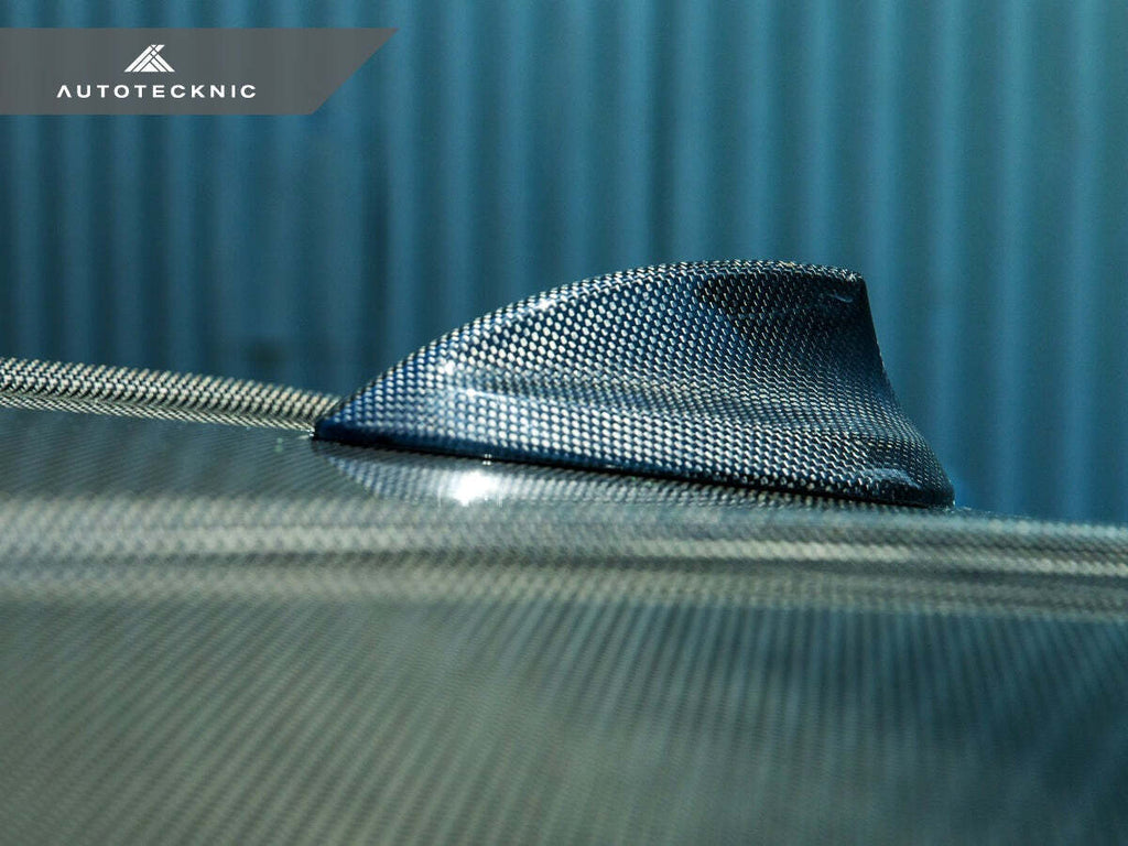 AutoTecknic BM-0332-P Dry Carbon Roof Antenna Cover G82 M4 Pre LCI