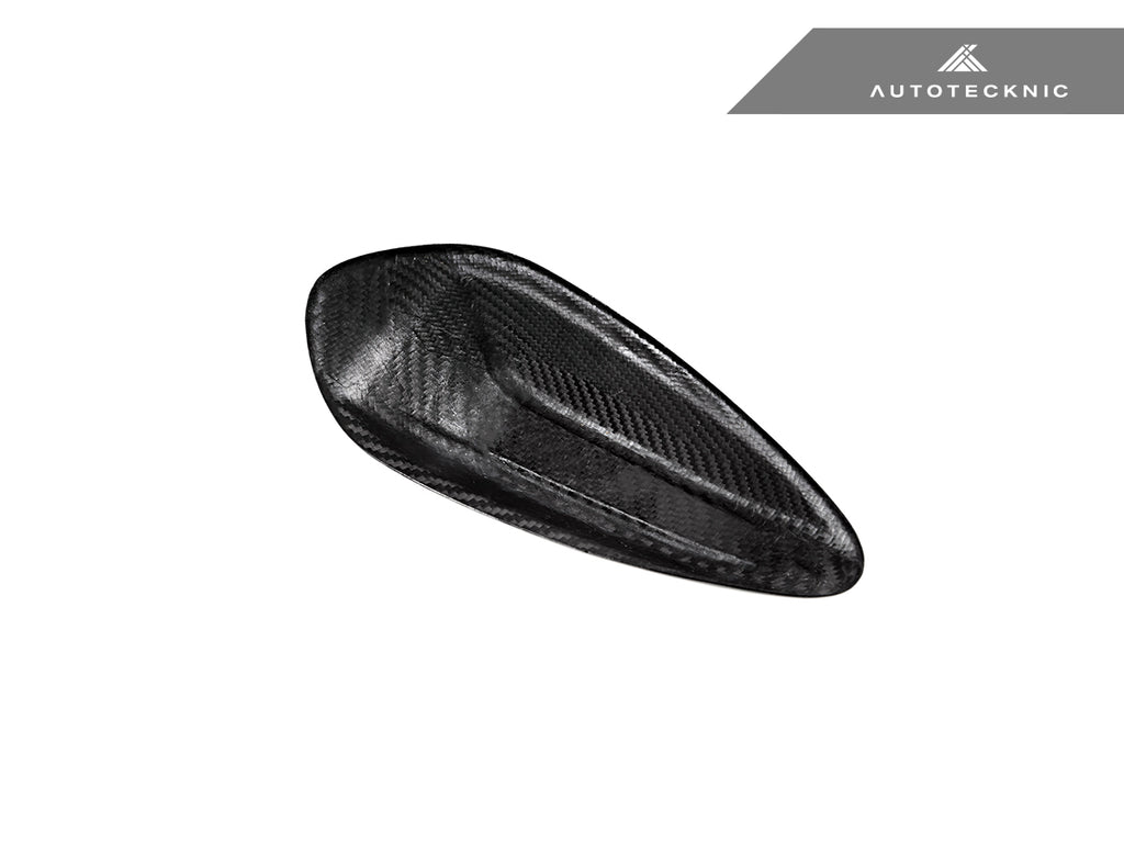 AutoTecknic BM-0339 Dry Carbon Roof Antenna Cover G20 3-Series LCI