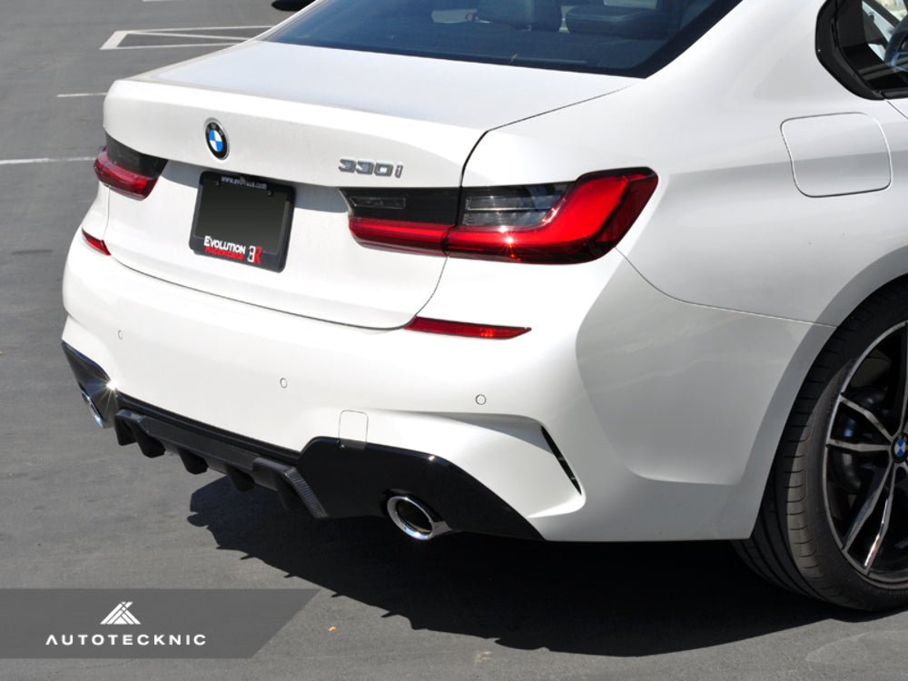 AutoTecknic BM-0353 Dry Carbon Extended-Fin Rear Diffuser G20 3-Series