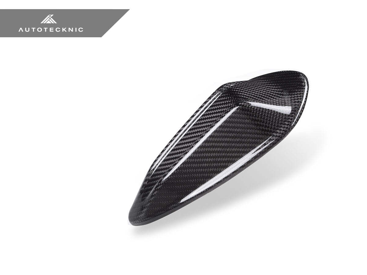 AutoTecknic BM-0805 Dry Carbon Roof Antenna Cover G22 4 Series LCI