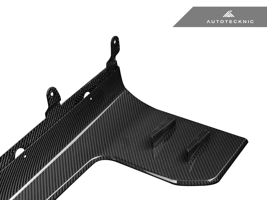 AutoTecknic BM-0889 Dry Carbon Side Skirt Winglet Set G87 M2