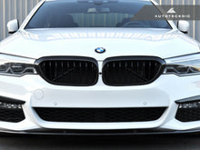 Load image into Gallery viewer, AutoTecknic BM-0252 Dry Carbon Fiber Front Grilles Covers G30 5-Series