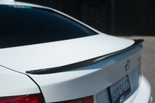 Load image into Gallery viewer, AutoTecknic BM-0291 Carbon Performante Trunk Spoiler F30