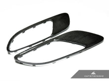 Load image into Gallery viewer, AutoTecknic BM-0238-CF Carbon Fiber Hood Vents E9X M3