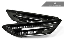 Load image into Gallery viewer, AutoTecknic BM-0073-CF Carbon Fiber Fender Grilles F10 M5