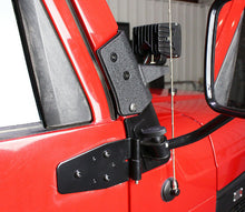 Load image into Gallery viewer, Kentrol 50477 Black Windshield Hinge Pair 97-06 Wrangler TJ