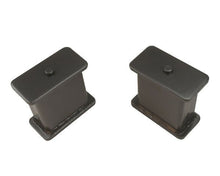 Load image into Gallery viewer, MaxTrac Suspension 810050 Lift Blocks Fits 07-18 Sierra 1500 Silverado 1500