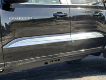 Load image into Gallery viewer, QAA AT63150 Polished Body Trim 4Pc Fits 23-26 Colorado Crew Cab