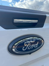 Load image into Gallery viewer, QAA Polished Tailgate Handle Accent Trim 1Pc Fits 24-26 Ranger