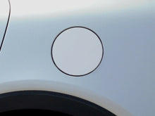 Load image into Gallery viewer, QAA GC16820 Polished Gas Door Trim 1Pc Fits 16-20 Sorento