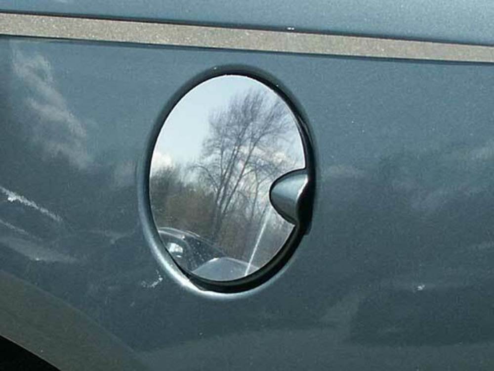 QAA GC44750 Polished Gas Door Trim 1Pc Fits 04-08 Pacifica