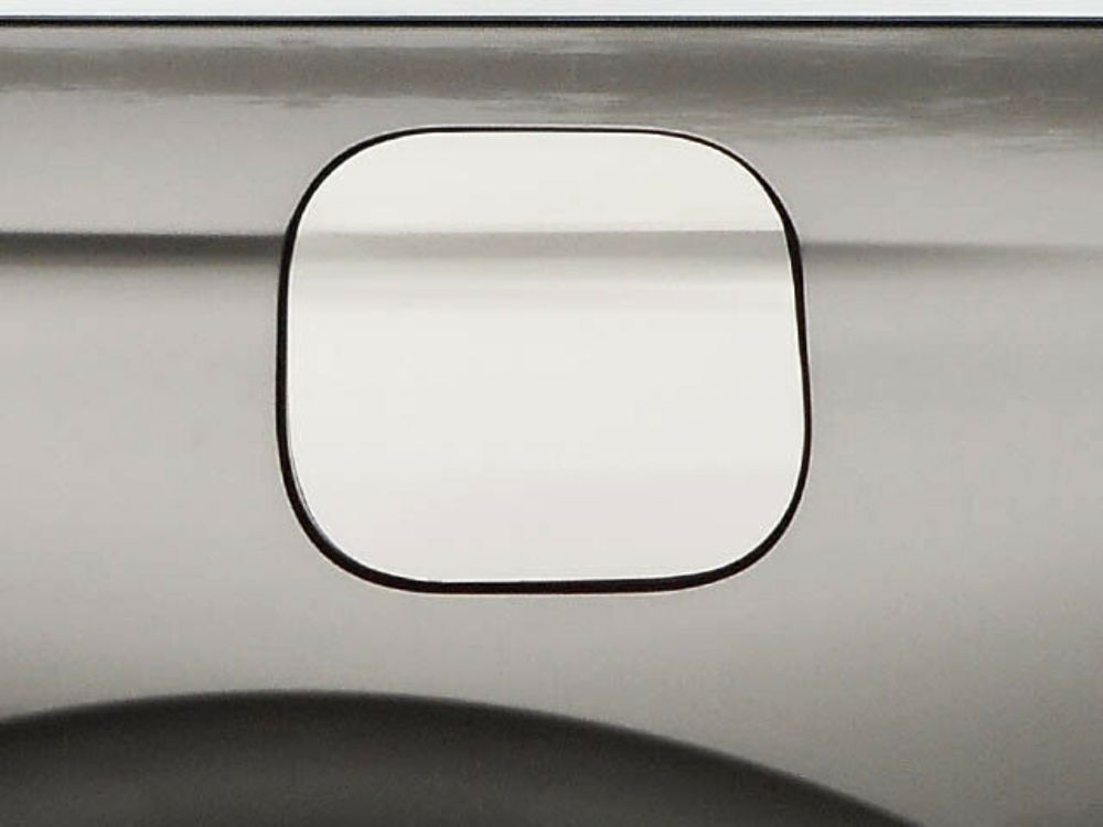 QAA GC60610 Polished Gas Door Trim 1Pc Fits 20-23 Corsair