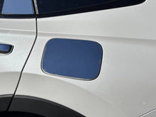 Load image into Gallery viewer, QAA GC73235 Polished Gas Door Trim 1Pc Fits 23-26 CR-V