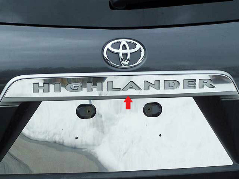 LB28110 Polished Top License Bar Trim 1Pc Fits 08-13 Highlander