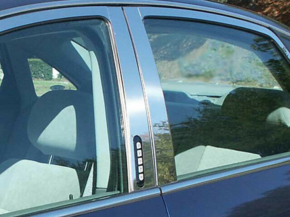 QAA PP45490 Polished Pillar Post Trim 4Pc Fits 05-07 Montego Sedan