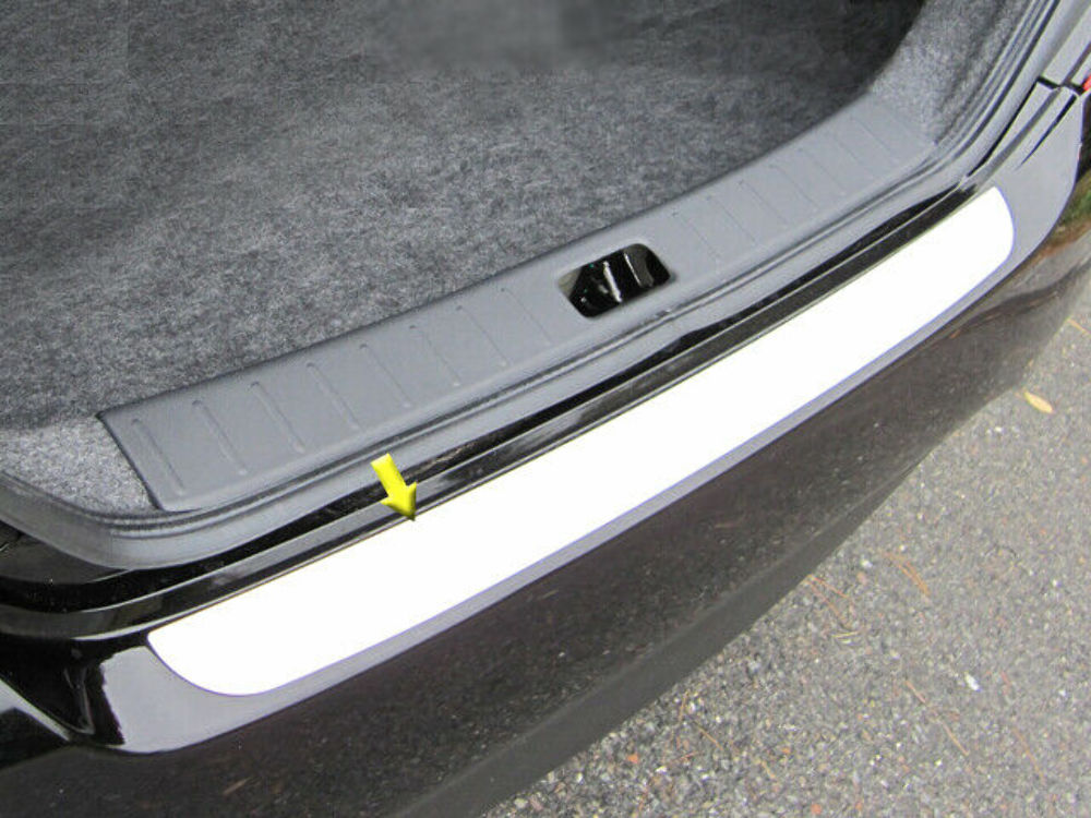 RB12530 Polished Rear Bumper Trim Accent 1Pc Fits 12-19 Versa Sedan