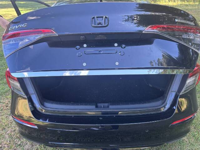 QAA RD72214 Polished Trunk Lid Trim 1Pc Fits 22-26 Civic Sedan
